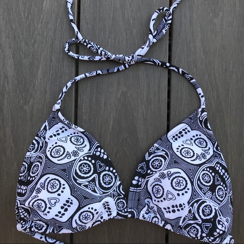 SUMMER SALE‼️ OP Bikini Top Medium